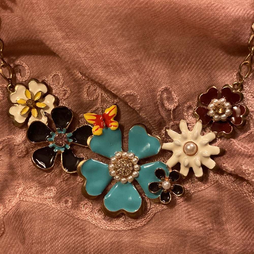Floral Statement Necklace w/ Rhinestones and Faux Pearl